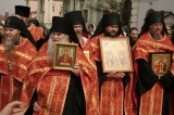 Пасхальный крестный ход в монастыре