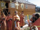 Пасхальный крестный ход вокруг передвижного храма на монастырском подсобном хозяйстве
&nbsp;