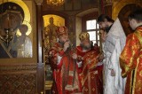Облачение в Царских вратах